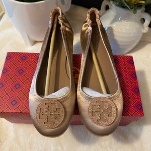 ✨NEW✨TORY BURCH MINNIE EMBELLISHED TRAVEL BALLET FLATS